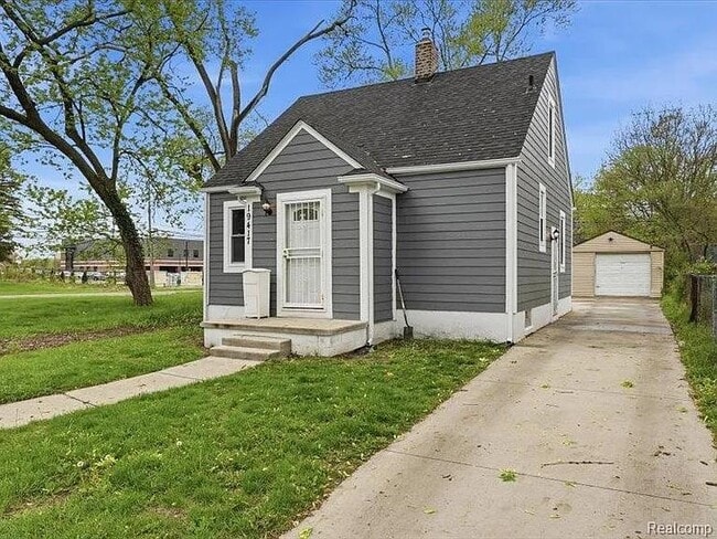 19417 Glastonbury Rd