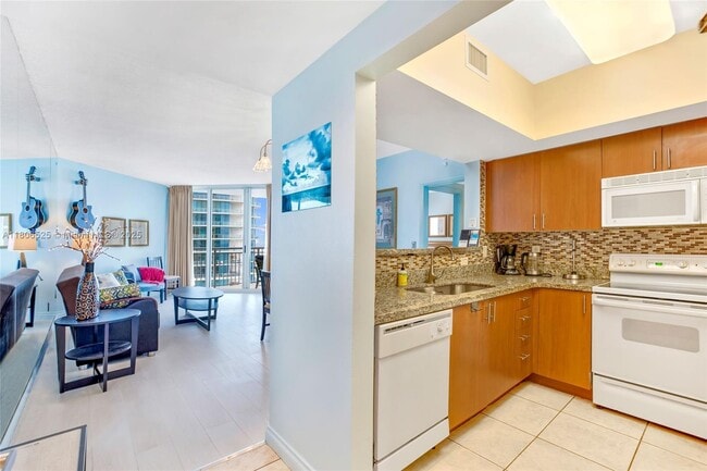Photo - 17375 Collins Ave Unit 2207
