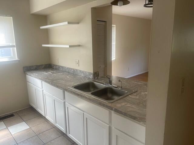 Photo - 15800 Hubbell Ave