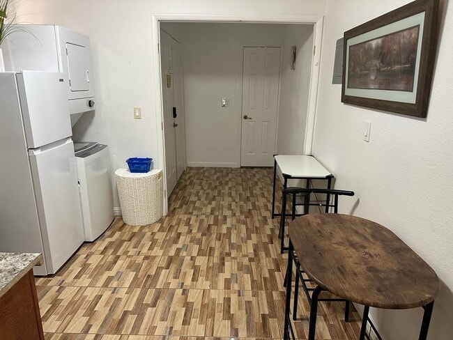 Photo - 2714 Briarcliff Ave