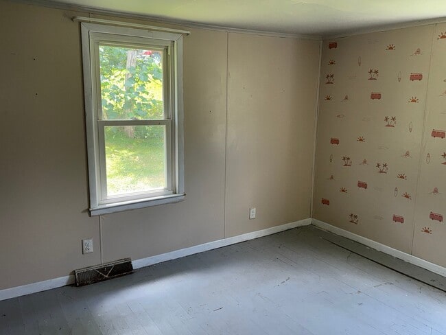 Photo - 1342 Farmer St