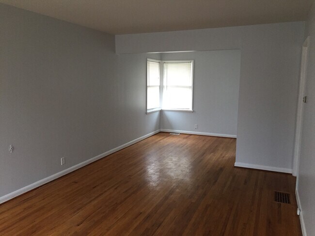 Photo - 2406 Southeast 52nd Avenue