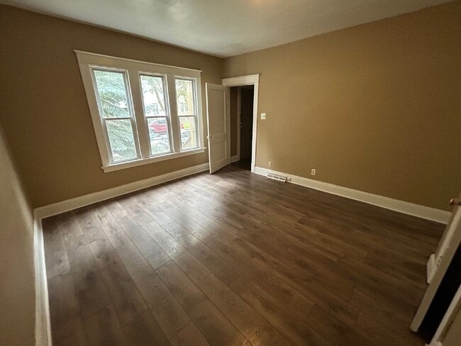Photo - 2443 S 9th St