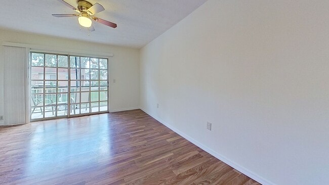 Photo - Cute 1 Bed 1 Bath Condo in Colonial Point!