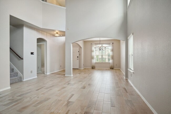 Photo - Incredible Home in Primrose Xing close to Chisholm Trail Pkwy & Benbrook Lake