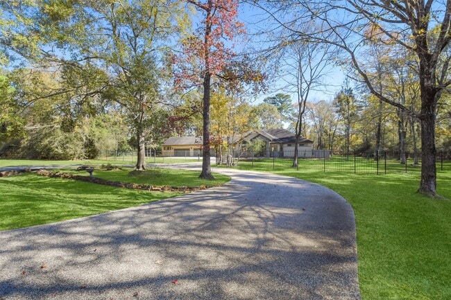 Photo - 5 Oak Crest Cir