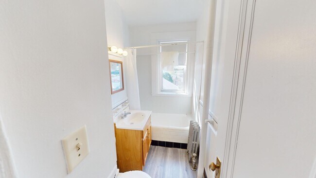 Photo - 108 Washington St