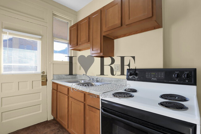 Photo - 1269 E Livingston Ave