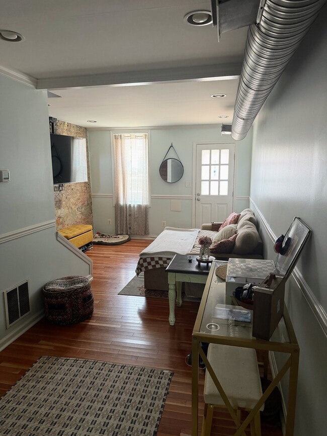 Photo - 1455 Hull St