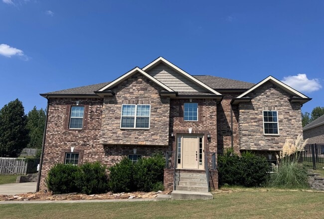 Building Photo - 3527 Rabbit Run Trail