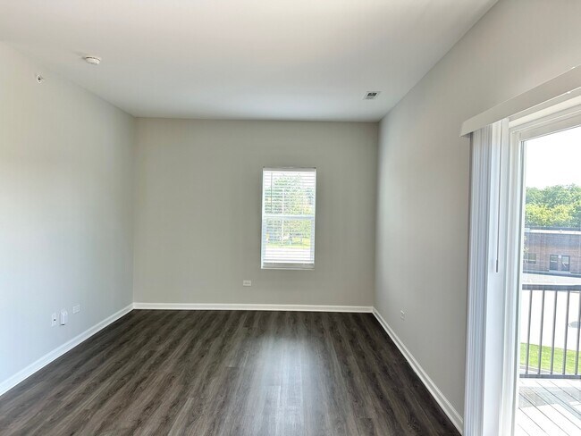 Photo - 855 E Main St Unit 3A