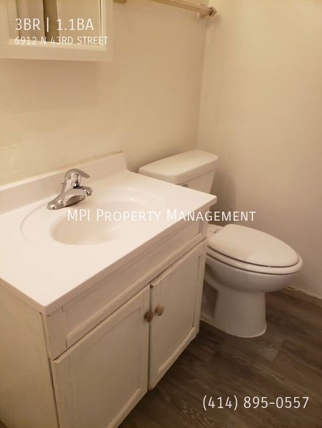 Photo - 6912 N 43RD St