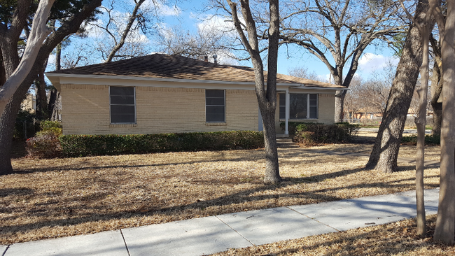 3301 Old Orchard Rd