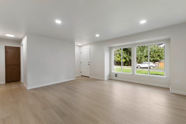 Photo - 818 173rd St S Unit 1