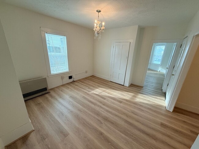 Photo - 35 Wentworth St Unit 102