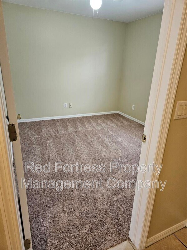 Photo - 4627 28th St SW