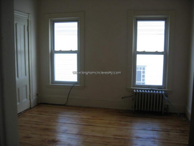 Photo - 55 Hillside St Unit 3