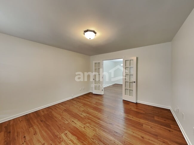 Photo - 10928 Harringham Ln
