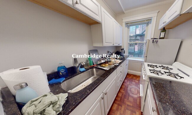 Photo - 13 Gray Gdns E Apartments Unit 5T