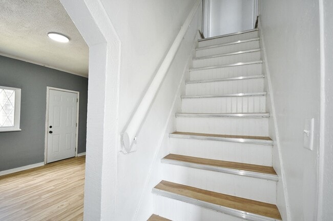 Photo - 1912 Pallas St Unidad 1912 Pallas Street Rear