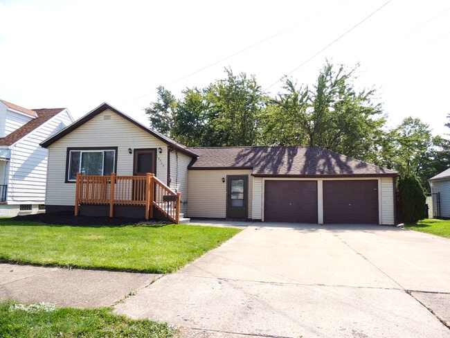 Building Photo - 3 Bed - 2 Full bath Ranch for Rent - Compl... Rental