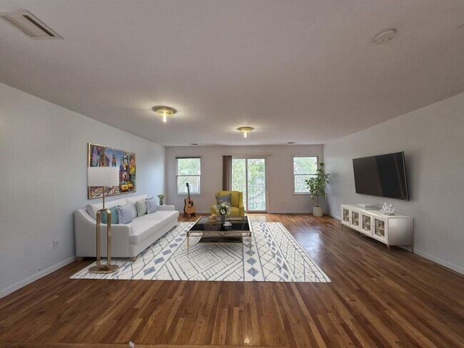 Building Photo - 14 Nevin St Unit 2 Rental