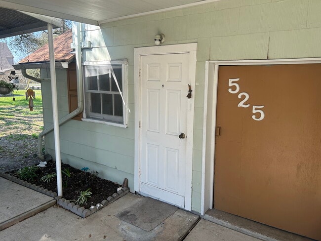 Building Photo - 525 Church St Unit 525 Church St