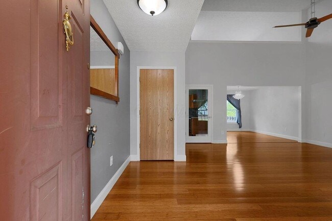 Photo - 299 Iris Trail Dr