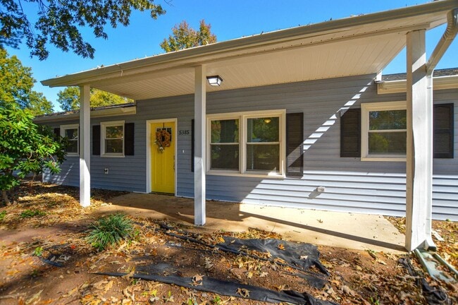 Photo - 5385 Macy Grove Rd