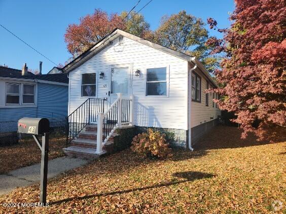 Building Photo - 43 Shoreland Terrace Rental