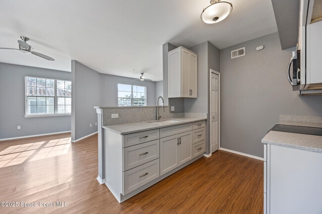 Photo - 5663 Star Rush Dr Unit 107