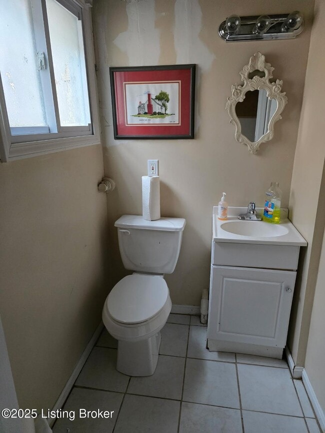 Photo - 126 S Sherrin Ave Unit Basemnt