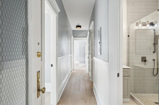 Photo - 1192 Pacific Ave