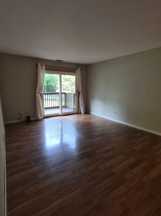 Photo - 1482 Stonebridge Cir