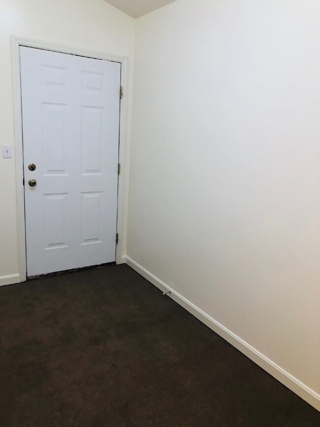 Photo - Warm, Cozy, Condo Move In Ready!