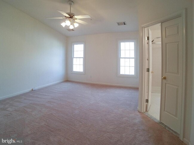 Photo - 1781 Dawson St