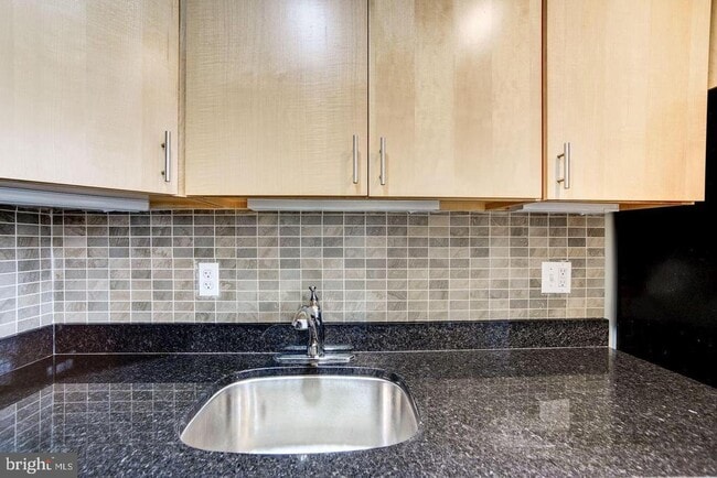 Photo - 1909 Key Blvd Unidad 11551