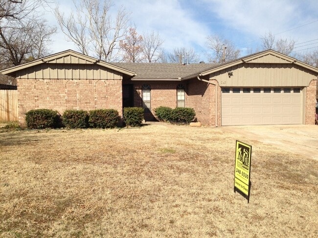 Building Photo - Beautiful Remodeled Home. Available now.