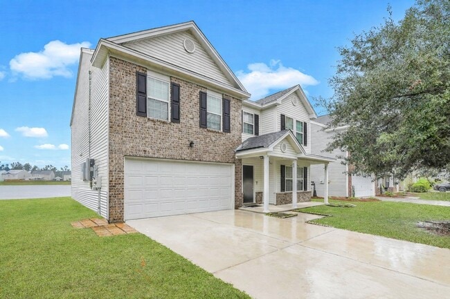 Building Photo - Beautiful Waterfront Property in Lake Shore