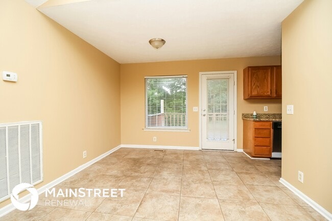 Photo - 508 Ashlawn Cir