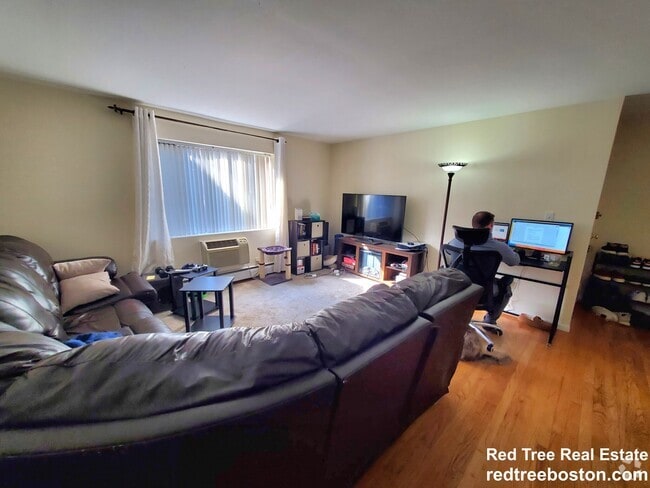 Building Photo - 54 Bryon Rd Unit 4 Rental