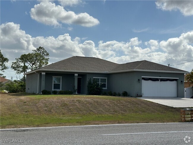 Building Photo - 3421 W Gator Cir Rental