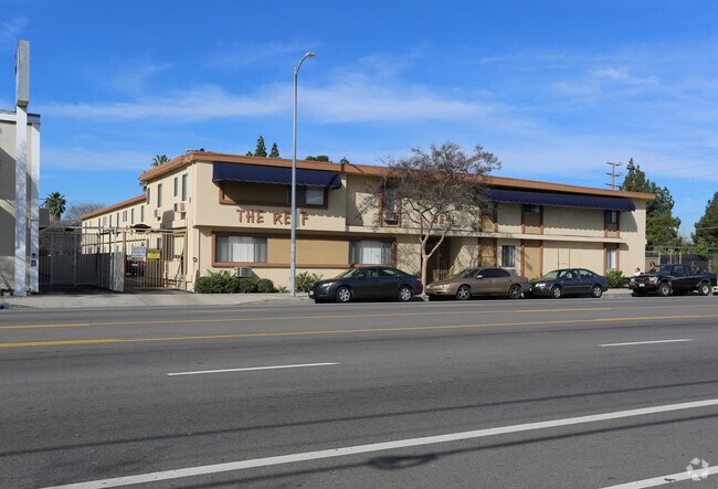 Photo - The Reef Apartments