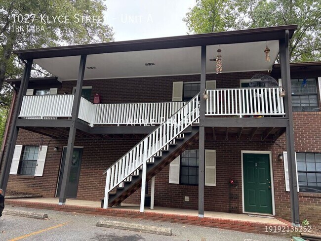 Photo - 1027 Klyce St Unidad A