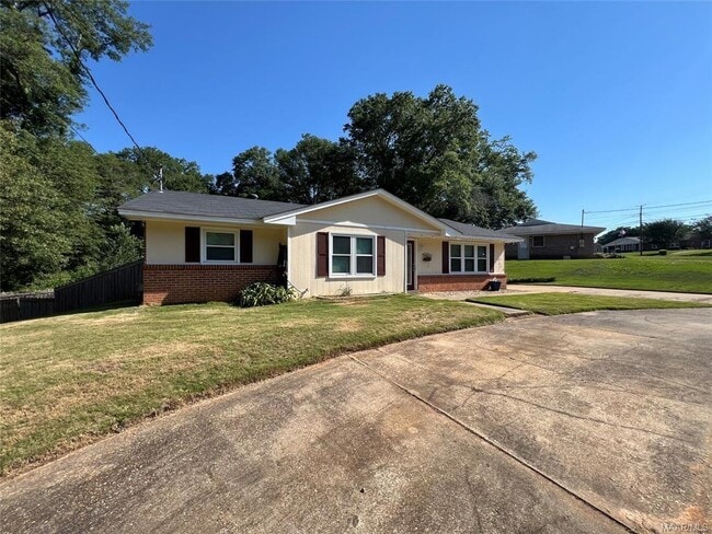 Photo - 147 Lawrence St