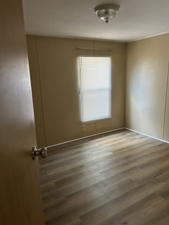 Photo - 4918 Harmony Grove Rd