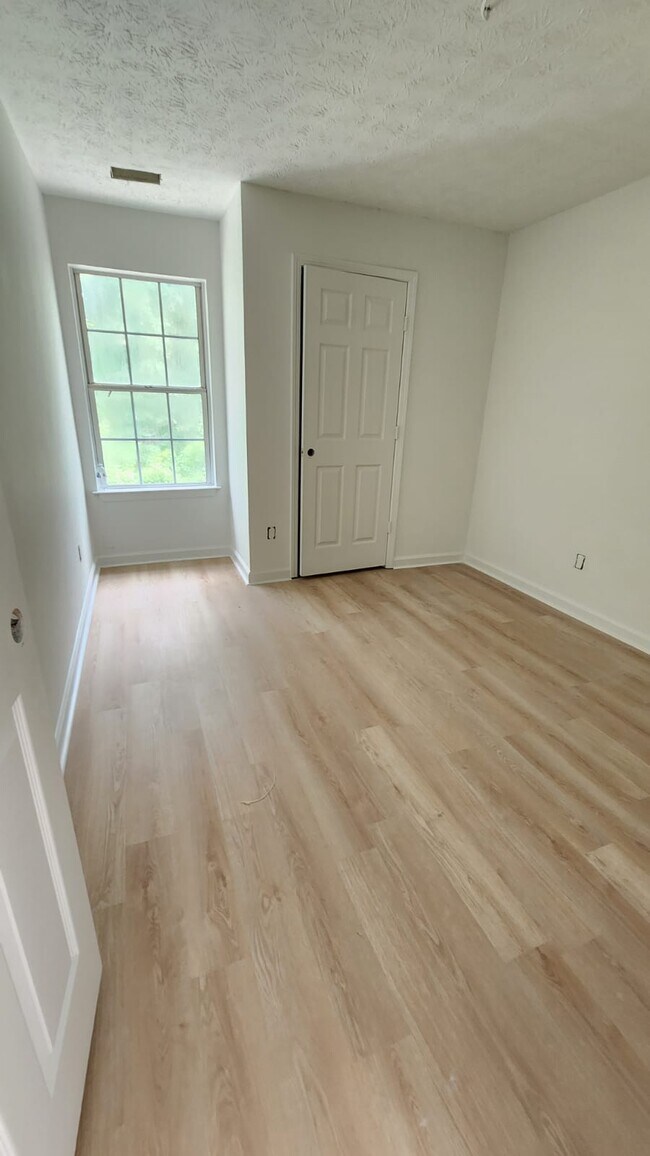 Photo - 1181 Vintage Pointe Dr