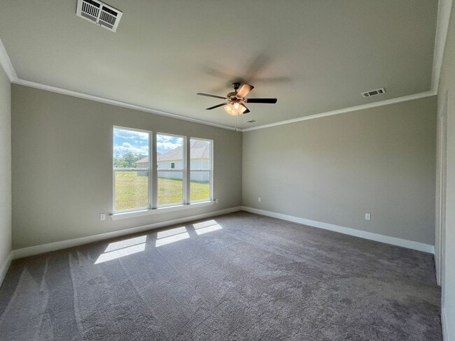 Photo - 4 Bed 3 Bath in Southhaven! Move-In Ready!