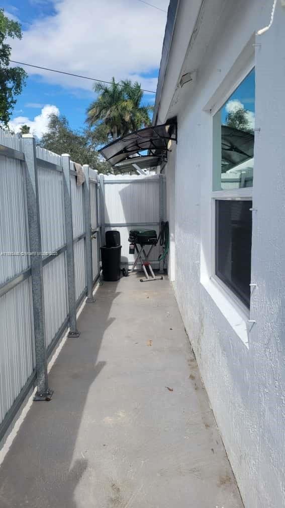 Building Photo - 13701 SW 180th Terrace Unit 13701
