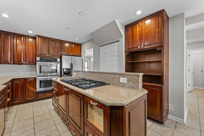 Photo - Updated 2-Story Home in Desirable Deerpath Subdivision - Available Immediately.